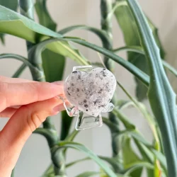 white amethyst heart