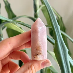 Mini pink amethyst tower